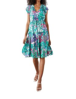 Style 1-3318048365-74 Rails Green Size 4 V Neck Floral Cocktail Dress on Queenly