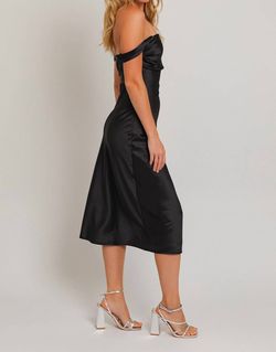 Style 1-3371324851-892 LE LIS Black Size 8 Cocktail Dress on Queenly