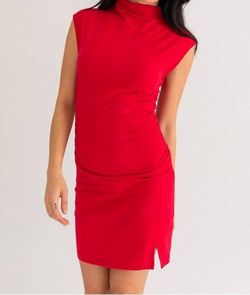 Style 1-3502190420-892 LE LIS Red Size 8 Side Slit Cocktail Dress on Queenly