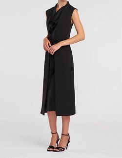 Style 1-432203925-425 HALSTON HERITAGE Black Size 8 Straight 1-432203925-425 Cocktail Dress on Queenly