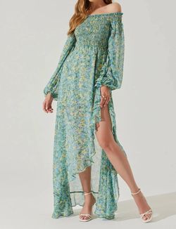 Style 1-1149084014-892 ASTR Green Size 8 Long Sleeve Free Shipping Side slit Dress on Queenly