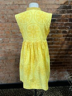 Style 1-3161511370-74 Uncle Frank Yellow Size 4 Summer High Neck Straight Dress on Queenly