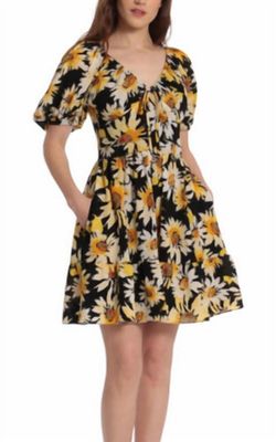 Style 1-3495180562-1498 Donna Morgan Black Size 4 Mini Pockets Cocktail Dress on Queenly