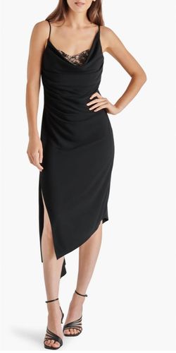 Style 1-2401037197-70 STEVE MADDEN Black Size 0 Lace Jersey Cocktail Dress on Queenly