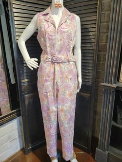 Style 1-2753420018-892 Aslan Rose Purple Size 8 Lavender Floral Belt Jumpsuit Dress on Queenly