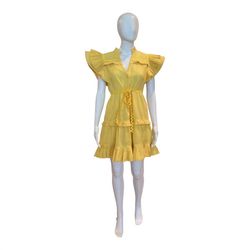 Style 1-3338034505-74 CELiA B Yellow Size 4 V Neck Cap Sleeve Cocktail Dress on Queenly