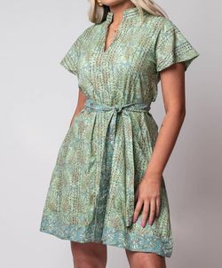 Style 1-3618822605-70 VICTORIA DUNN Green Size 0 Belt High Neck V Neck Cocktail Dress on Queenly