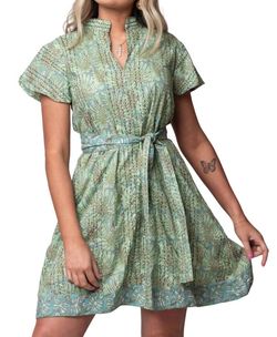 Style 1-3618822605-70 VICTORIA DUNN Green Size 0 Belt High Neck V Neck Cocktail Dress on Queenly