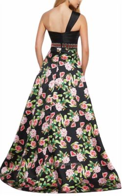 Style 1-3833977931-1498 MAC DUGGAL Black Size 4 Bridgerton Free Shipping Floral Ball gown on Queenly