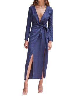 Style 1-2369829624-2901 SUBOO Blue Size 8 V Neck Cocktail Dress on Queenly