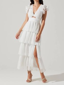 Style 1-887139389-892 ASTR White Size 8 Keyhole Polyester Bridal Shower Bachelorette Cocktail Dress on Queenly