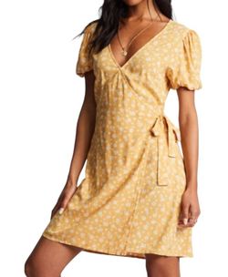 Style 1-1248445629-149 Billabong Yellow Size 12 Vintage Free Shipping Plus Size Cocktail Dress on Queenly