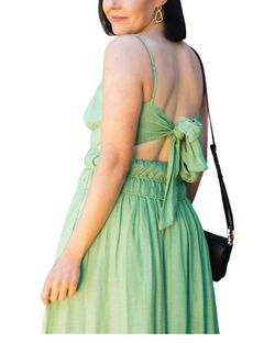 Style 1-3302780082-70 ASTR Green Size 0 Polyester Backless Cocktail Dress on Queenly