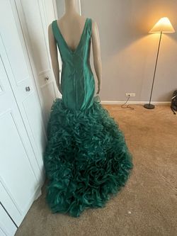 Jovani Green Size 4 Floor Length Prom Ball gown on Queenly