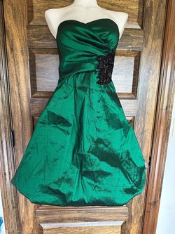 City Studio Green Size 4 Flare 50 Off Jersey Cocktail Dress on Queenly