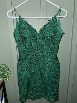 Alyce Paris Green Size 0 Plunge 50 Off Pageant Cocktail Dress on Queenly