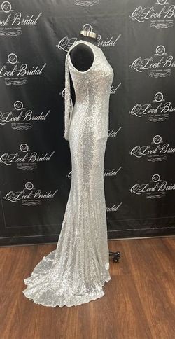 Silver Size 6 Mermaid Dress on Queenly