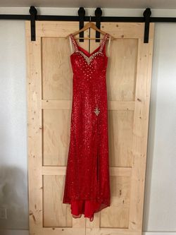 Red Size 4 Mermaid Dress on Queenly