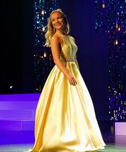 Sherri Hill Yellow Size 2 Jersey Mini High Neck A-line Dress on Queenly