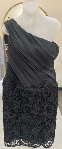 Black Size 10 Cocktail Dress on Queenly