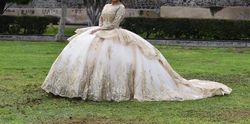 Gold Size 00 Ball gown on Queenly