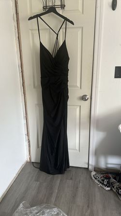 Camille La Vie Black Size 16 Free Shipping Floor Length Wedding Guest Plunge Mermaid Dress on Queenly