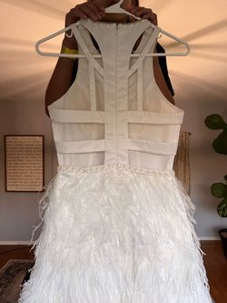 White Size 2 Cocktail Dress on Queenly