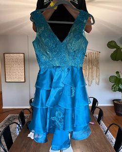 Blue Size 2 Cocktail Dress on Queenly