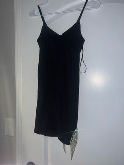 Black Size 4 Cocktail Dress on Queenly