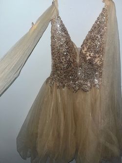 Cinderella Divine Nude Size 0 Prom Floor Length A-line Dress on Queenly