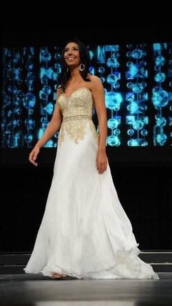 Sherri Hill White Size 6 Belt Floor Length Pageant A-line Dress on Queenly