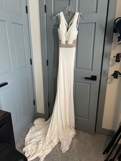 Rachel Allan White Size 6 Plunge Floor Length Pageant Engagement Side slit Dress on Queenly