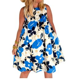 Style 1-138993325-892 Jacquie The Label Blue Size 8 1-138993325-892 Floral Cocktail Dress on Queenly