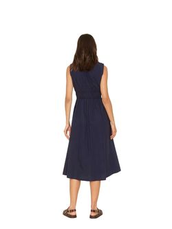 Style 1-566270997-70 XIRENA Blue Size 0 1-566270997-70 Navy Cocktail Dress on Queenly