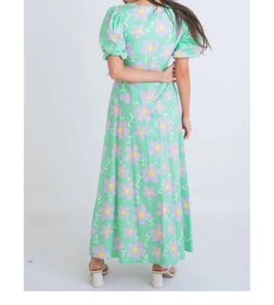 Style 1-948841564-74 Karlie Green Size 4 Pockets Straight Dress on Queenly