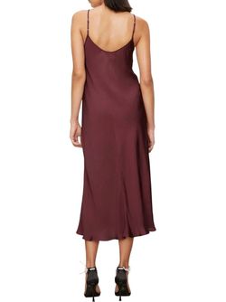 Style 1-2338932137-70 Velvet by Graham & Spencer Red Size 0 Free Shipping Cocktail Dress on Queenly