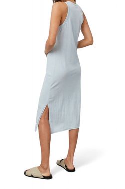 Style 1-526946743-892 Rails Blue Size 8 Side Slit Free Shipping 1-526946743-892 Cocktail Dress on Queenly