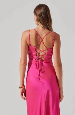 Style 1-625957267-74 ASTR Pink Size 4 Mini Square Neck A-line Cocktail Dress on Queenly