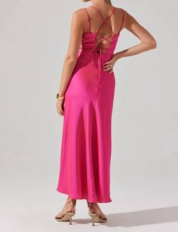 Style 1-625957267-74 ASTR Pink Size 4 Mini Square Neck A-line Cocktail Dress on Queenly