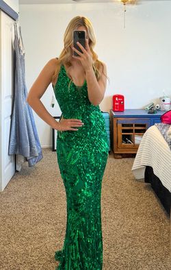 Green Size 4 Mermaid Dress on Queenly