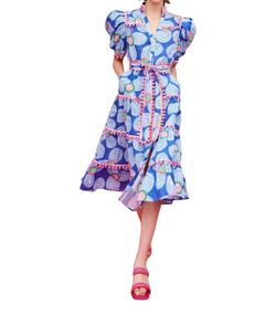 Style 1-2373554980-74 CELiA B Blue Size 4 Print Sleeves V Neck Cocktail Dress on Queenly