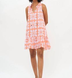 Style 1-309762818-70 Oliphant Orange Size 0 High Neck Sorority 1-309762818-70 Cocktail Dress on Queenly