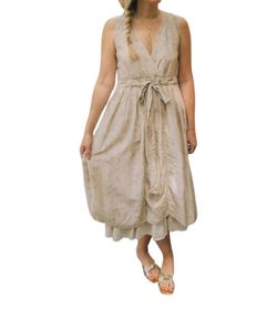 Style 1-3714946365-70 CP Shades Nude Size 0 Silk 1-3714946365-70 Cocktail Dress on Queenly