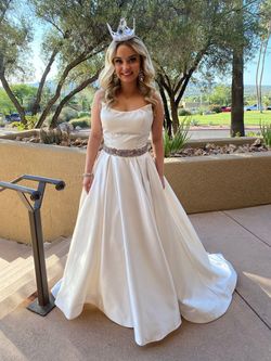 Sherri Hill White Size 4 Strapless Floor Length Pageant Ball gown on Queenly