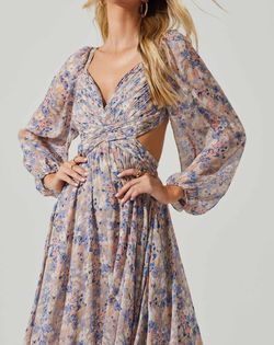 Style 1-678350970-70 ASTR Blue Size 0 Floral Print Sleeves Backless Straight Dress on Queenly