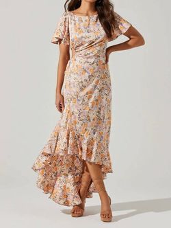 Style 1-951349720-70 ASTR Orange Size 0 Mini Floral Cocktail Dress on Queenly