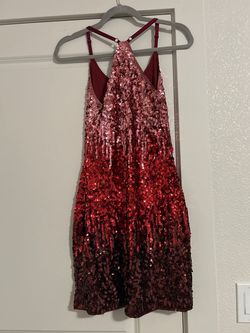 Red Size 4 Cocktail Dress on Queenly