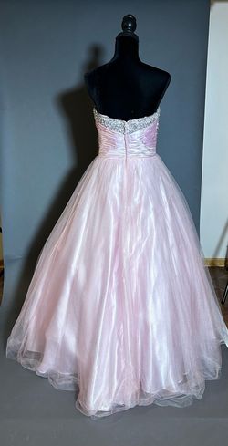 Pink Size 10 Ball gown on Queenly