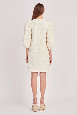 Style 1-93606211-74 English Factory Nude Size 4 Ivory Free Shipping 1-93606211-74 Mini Cocktail Dress on Queenly