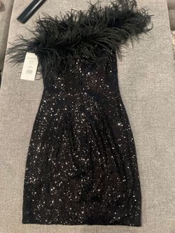 Sherri Hill Black Size 2 Feather One Shoulder Sequined Cocktail Dress on Queenly